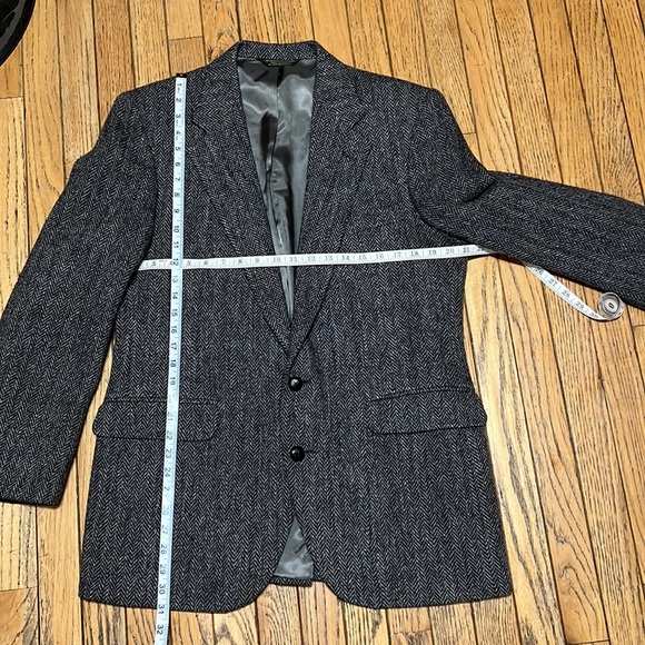 Beautiful Grey Tweed Overcoat Scottish Wool Fully Lined Longer Length L - Picture 5 of 11